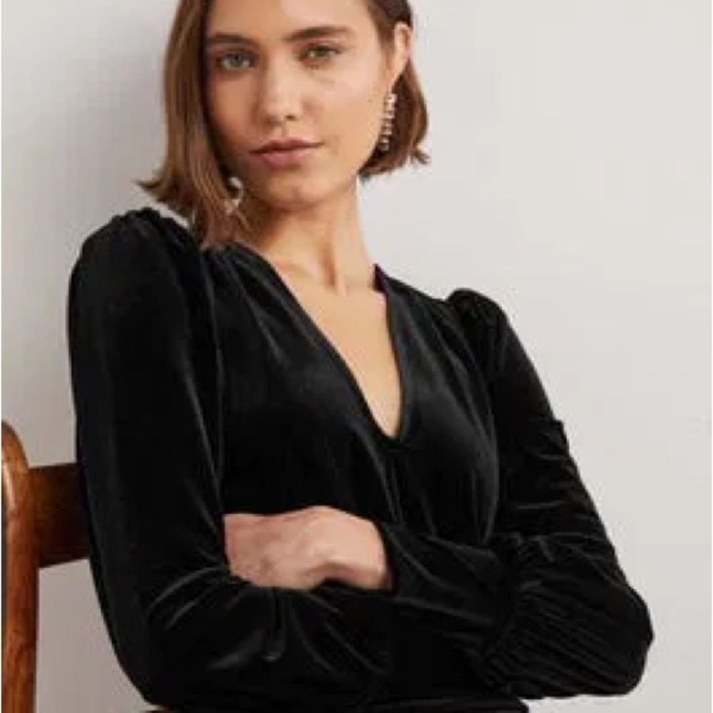 Boden Black Velvet Women's Blouse